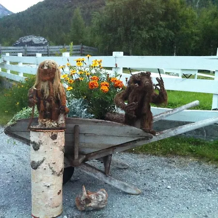 Nigardsbreen Lodge